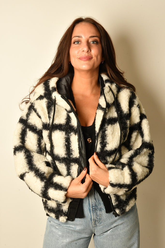 SHERPA ZIP UP HOODIE