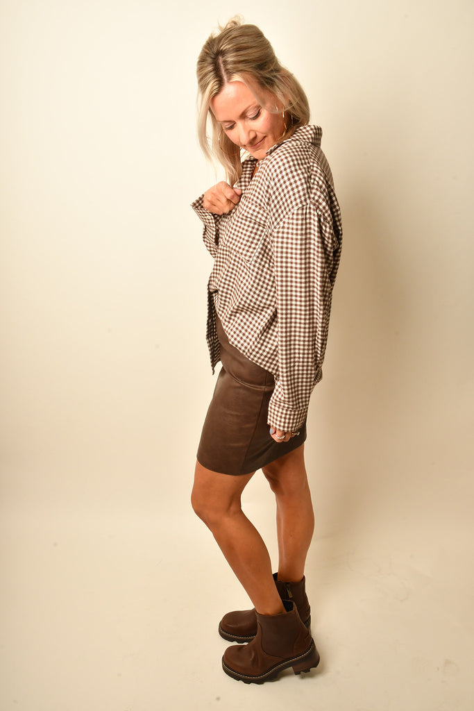 RIVER PLAID BUTTON UP