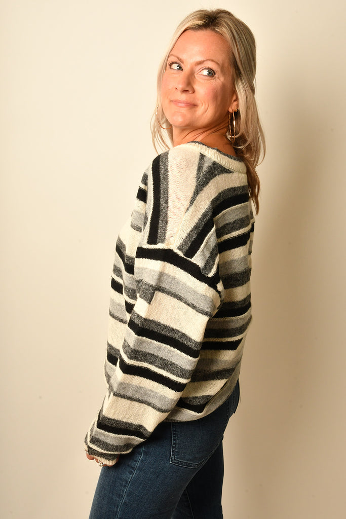 ASTRA PULLOVER