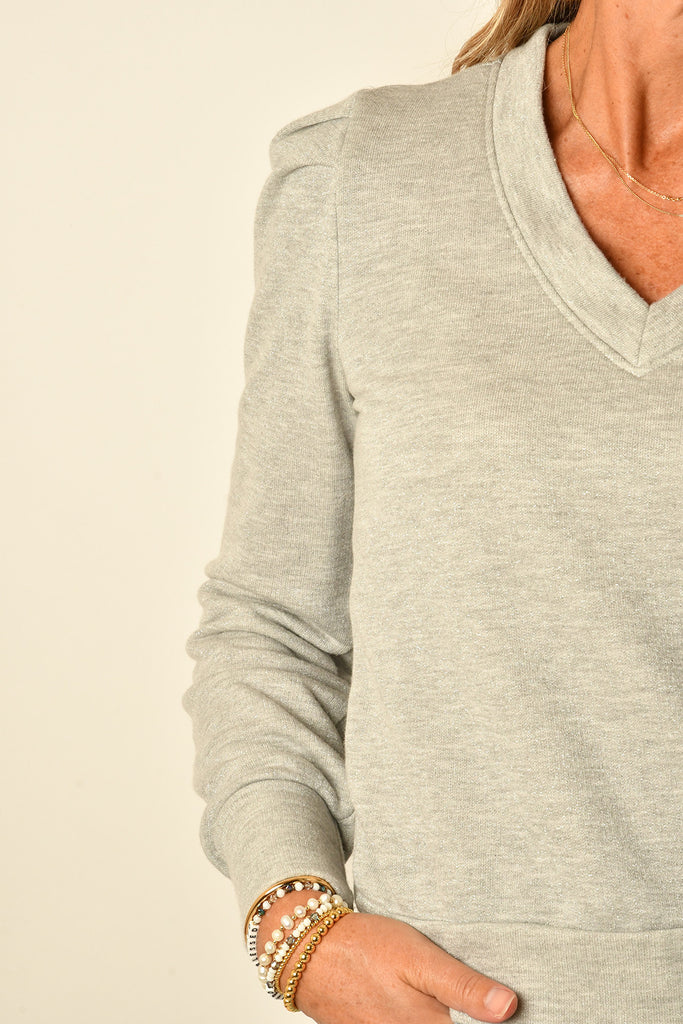 PUFF SLEEVE NECK PULLOVER