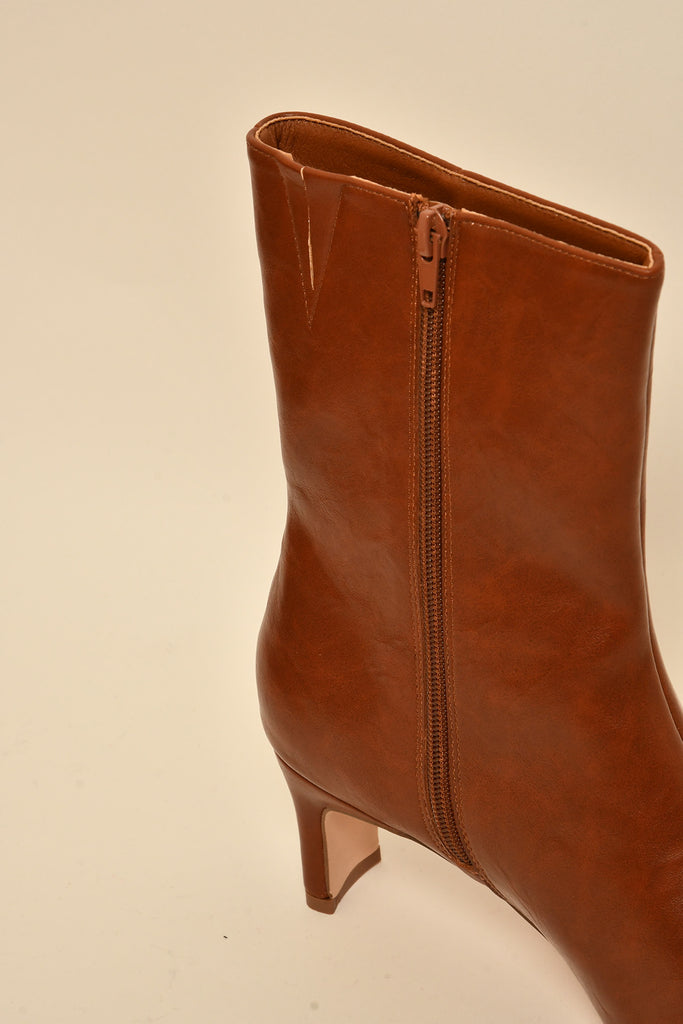 ALDER BOOT