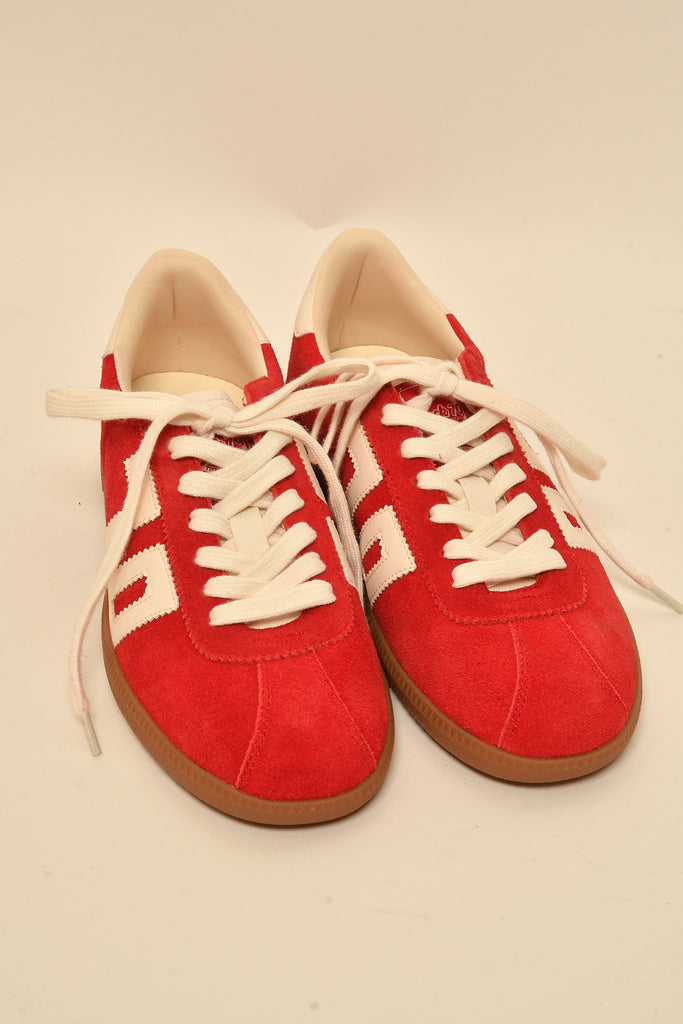 SHELLY SUEDE SNEAKER