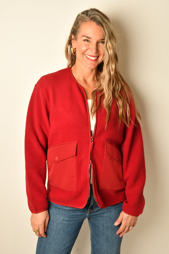 MARINA COLLARLESS FLEECE