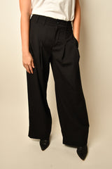 HR PLEATED WIDE LEGE TROUSER