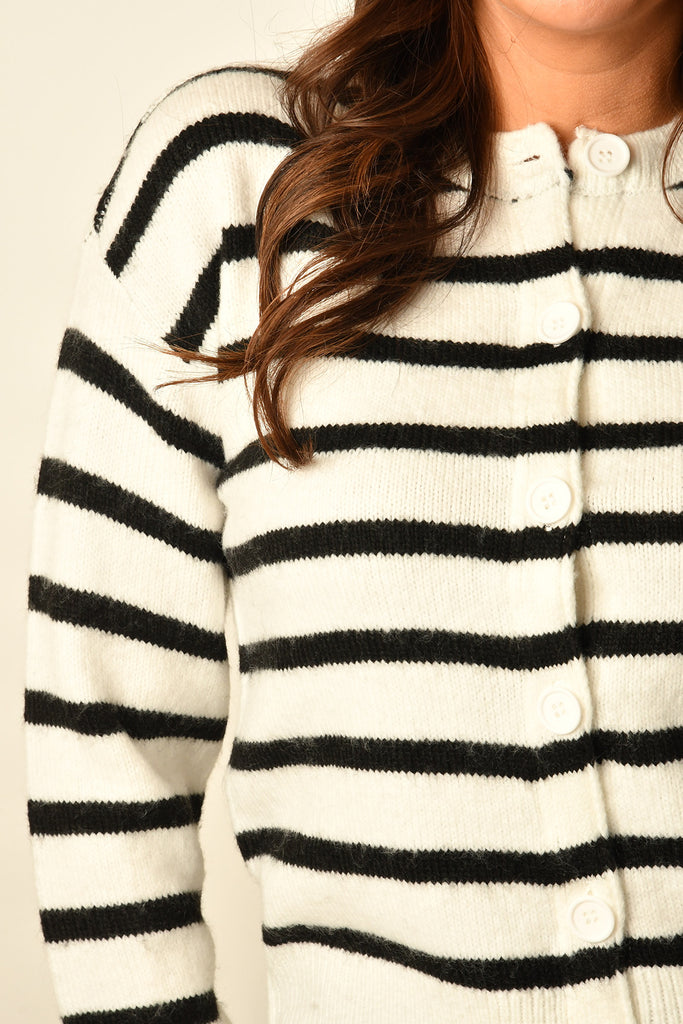 MUST HAVE STRIPE CARDI