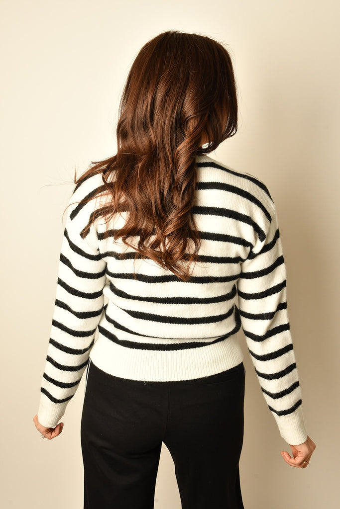 MUST HAVE STRIPE CARDI
