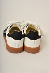 CLOUD SNEAKER