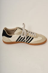 STEVIE SNEAKER