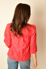 3/4 SLEEVE EYELET TOP