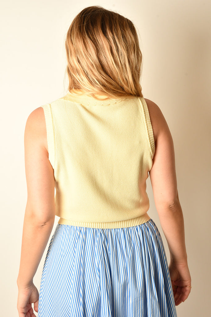 SUNNY DAISY SCALLOPED VEST