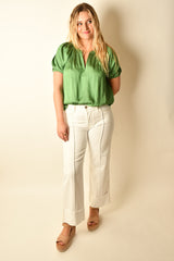 SPLIT V-NECK HALF SLEEVE + color