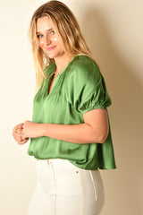 SPLIT V-NECK HALF SLEEVE + color