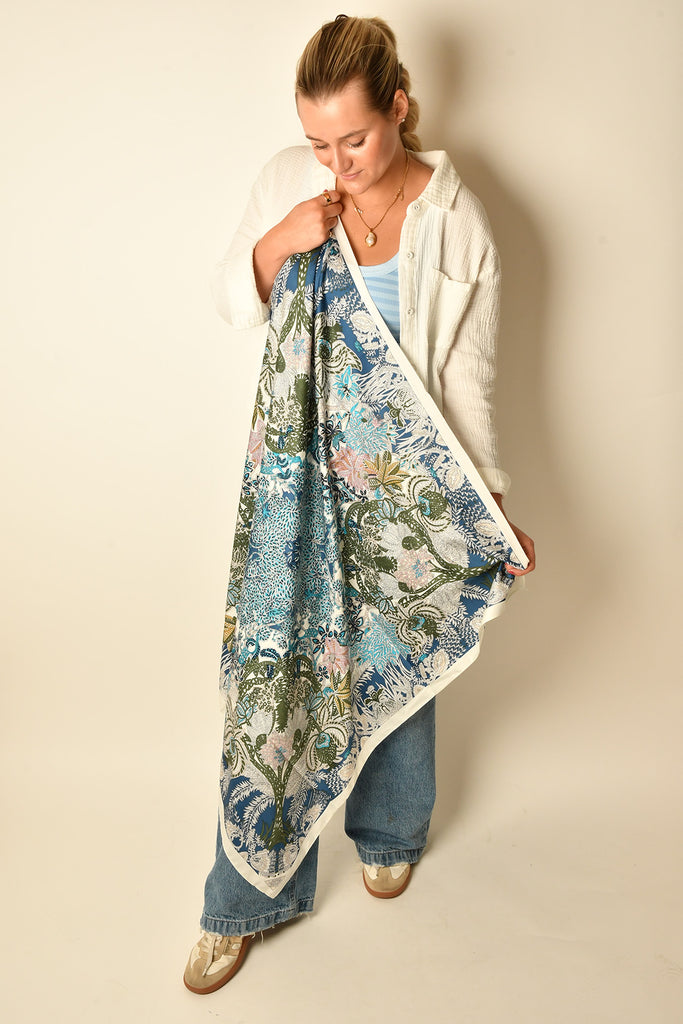 VINTAGE FRENCH SCARF