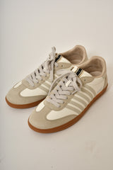 STEVIE SNEAKER