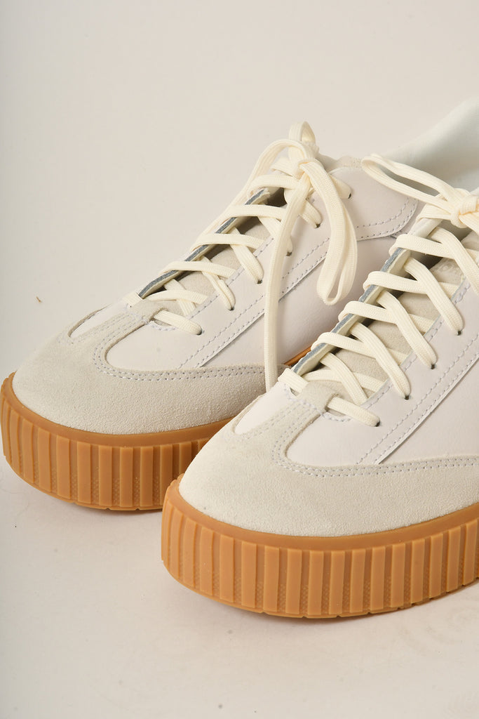 ONA AVE T TOE SNEAKER