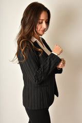 NAVY STRIPE FITTED BLAZER