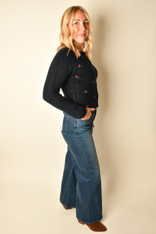 MUSE EMBROIDERED FITTED CARDIGAN