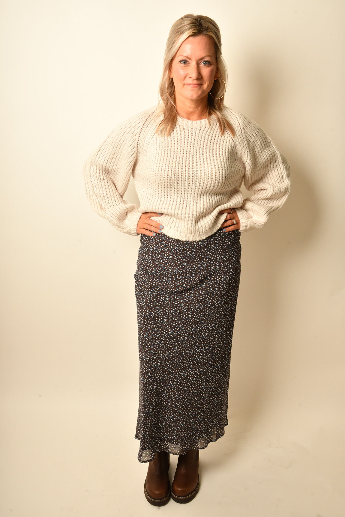 SHEENA SWEATER
