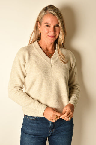 CHARLIE V-NECK SWEATER