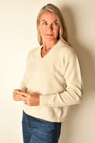 CHARLIE V-NECK SWEATER