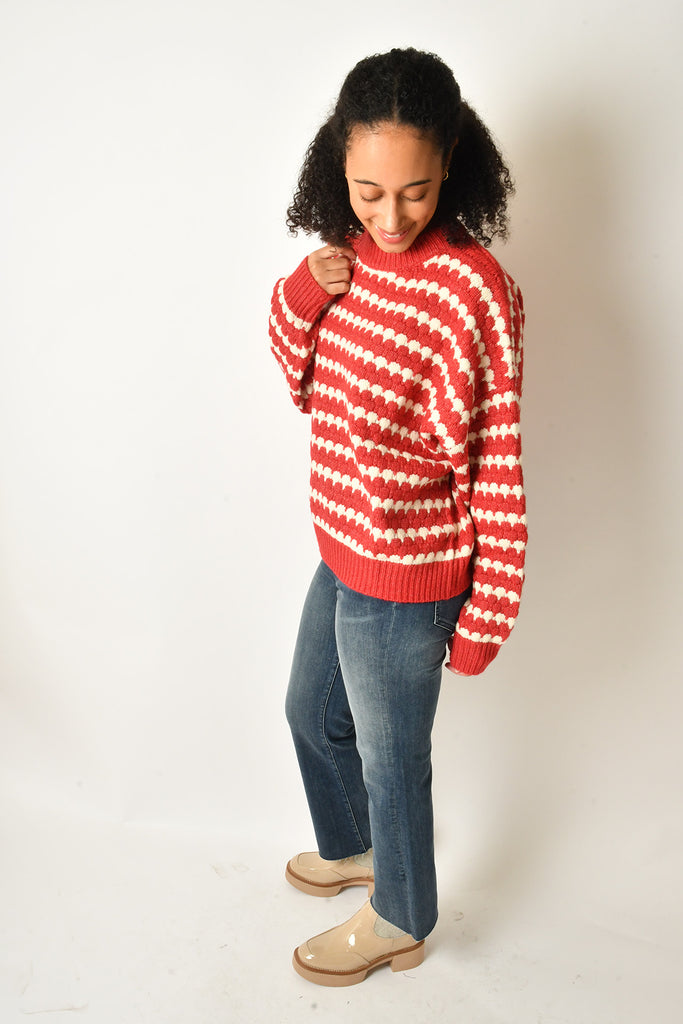 STRIPE RED CREW SWEATER