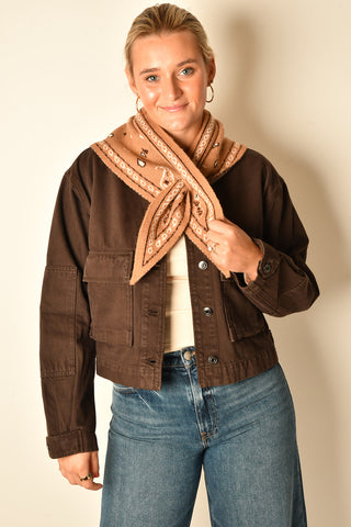 PAISLEY TRIANGLE NECK SCARF