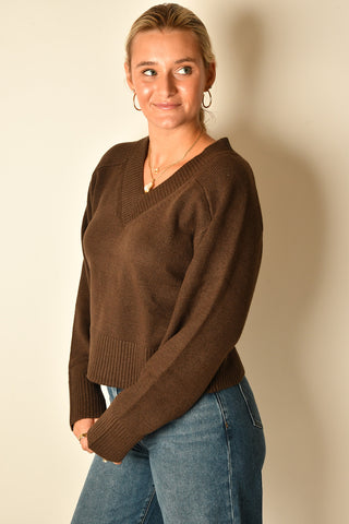 VANNA V-NECK SWEATER