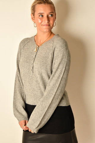 WESTMONT HENLEY SWEATER