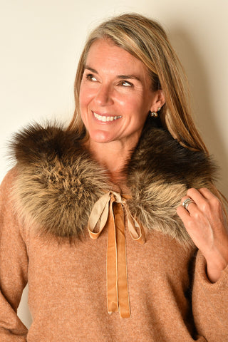 BEIGE "FUR" TIE-ON COLLAR