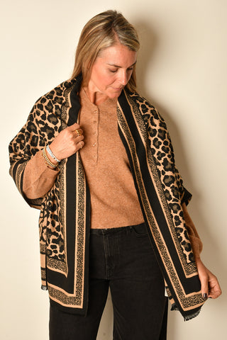 REVERSIBLE LEOPARD SCARF