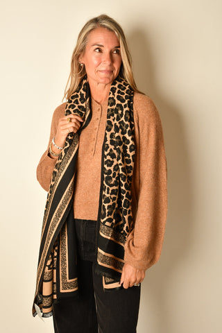 REVERSIBLE LEOPARD SCARF