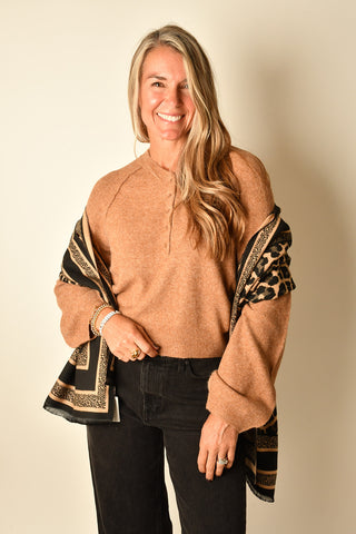 REVERSIBLE LEOPARD SCARF