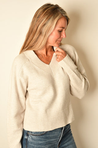 VANNA V-NECK SWEATER