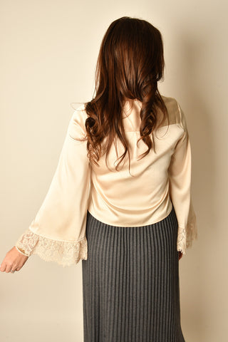 DARLIN LACE TRIM BLOUSE