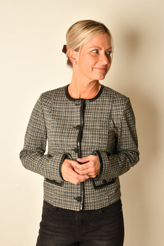 COLLARLESS LADY JACKET