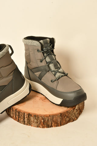 WHITNEY III MID BOOT