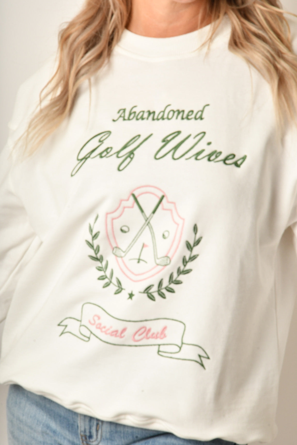 GOLF WIVES SWEATSHIRT