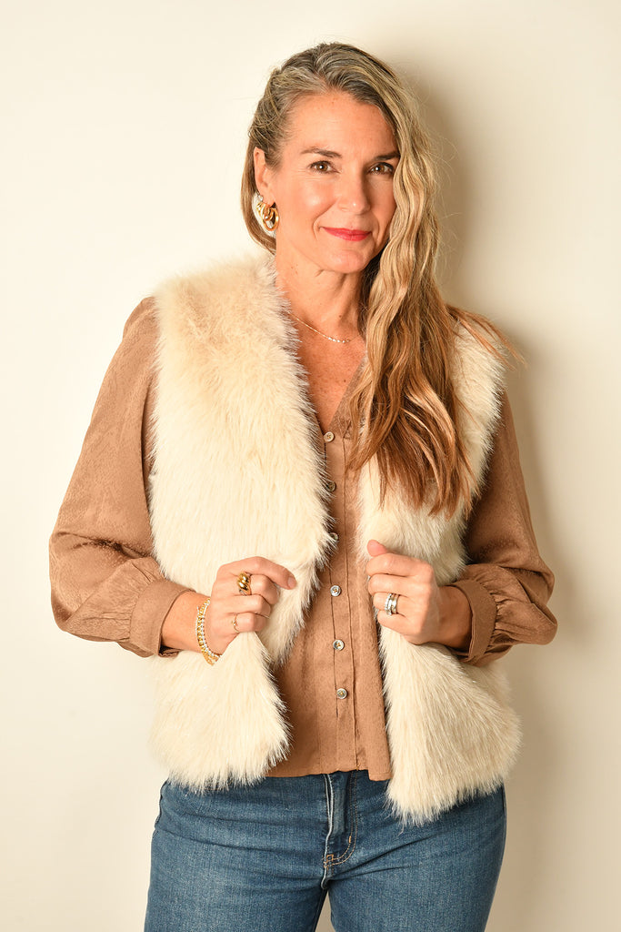 GLIMMER FUR VEST