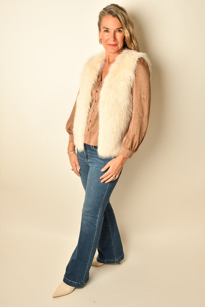 GLIMMER FUR VEST