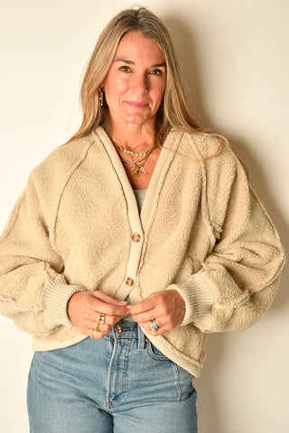 CABIN HERO CARDI