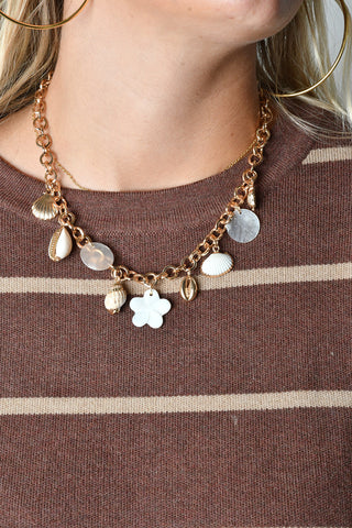 SHELL CHARM NECKLACE