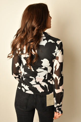 FITTED MESH BUTTON DOWN