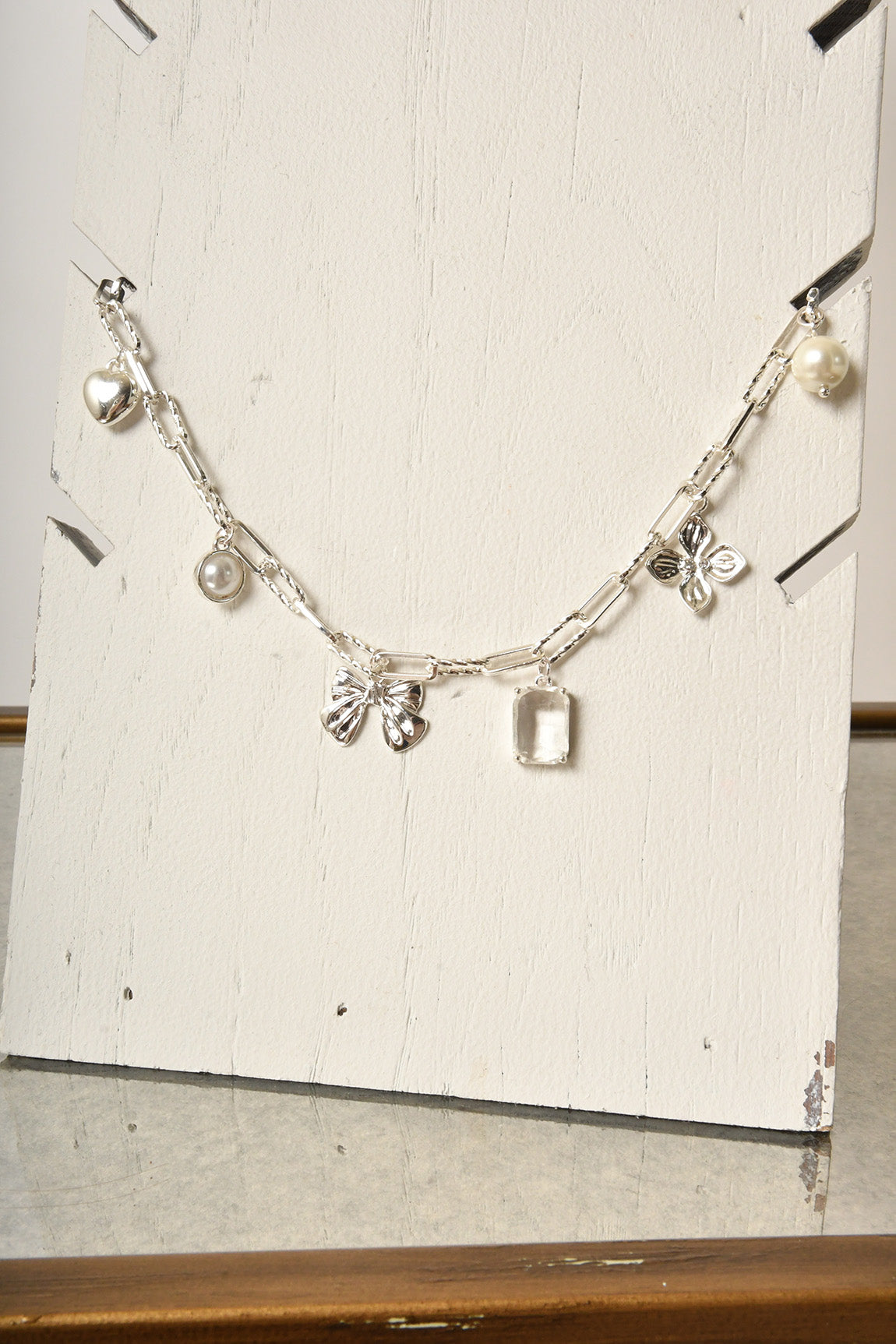 BRUTIS SILVER NECKLACE