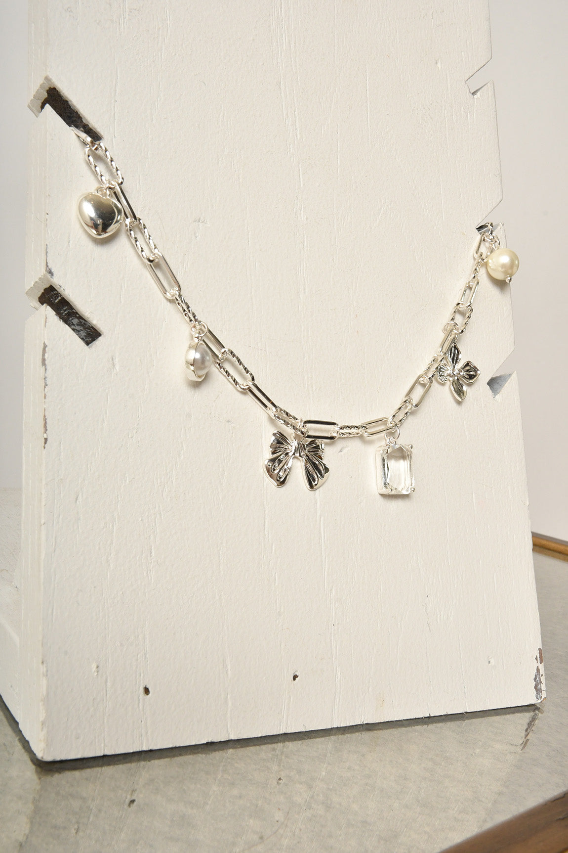 BRUTIS SILVER NECKLACE