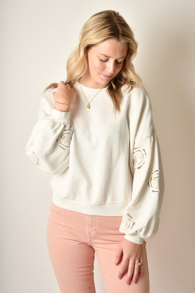 ROSE EMB SWEATSHIRT