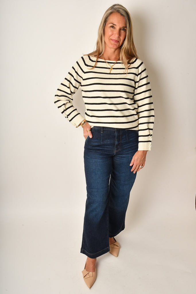 BOSTON STRIPE SWEATER