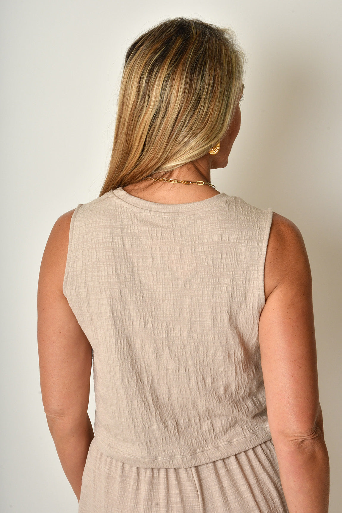 SLOANE TEXTURED TOP