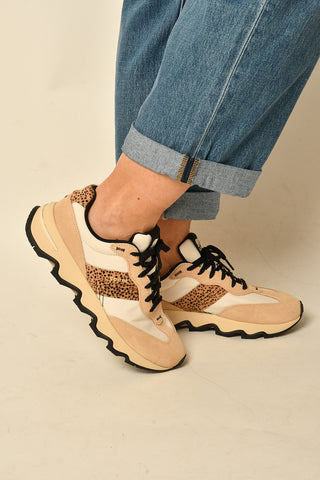 KINETIC EMBER SNEAKER + color