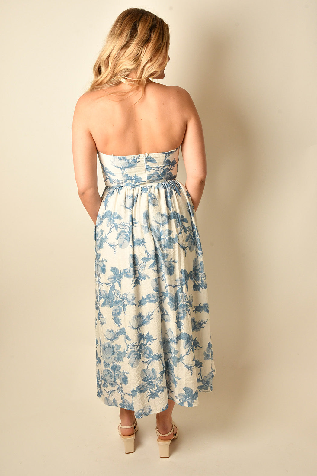 DREAMY ELEGANCE DRESS