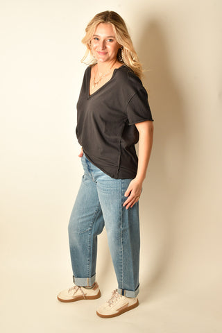 Nina V Tee + 4 Colors